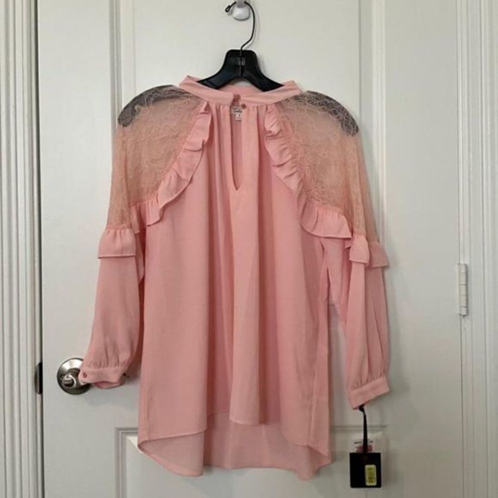 Takara Pink Lace‎ Long-Sleeve Shirt